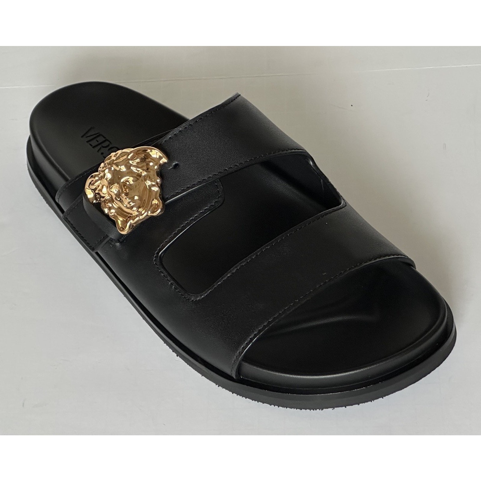 Versace Medusa Black Leather Slides Sandals 10 Us (43 Euro) 1020767 Nib